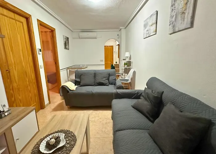 El Molino 9: Bonito En La Ciudad Torrevieja