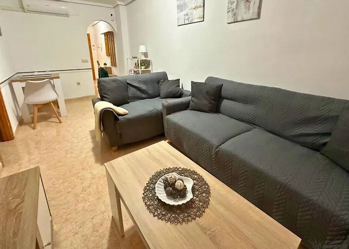 El Molino 9: Bonito En La Ciudad Torrevieja